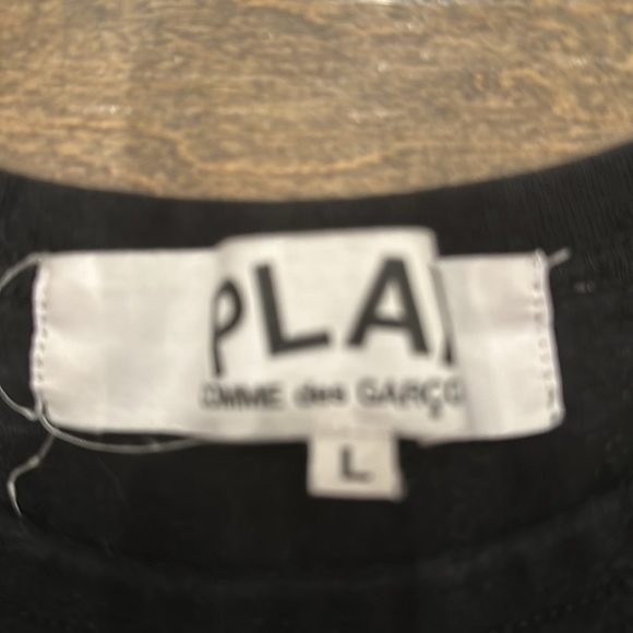 Men’s Comme de garçon black tshirt - Picture 2 of 3